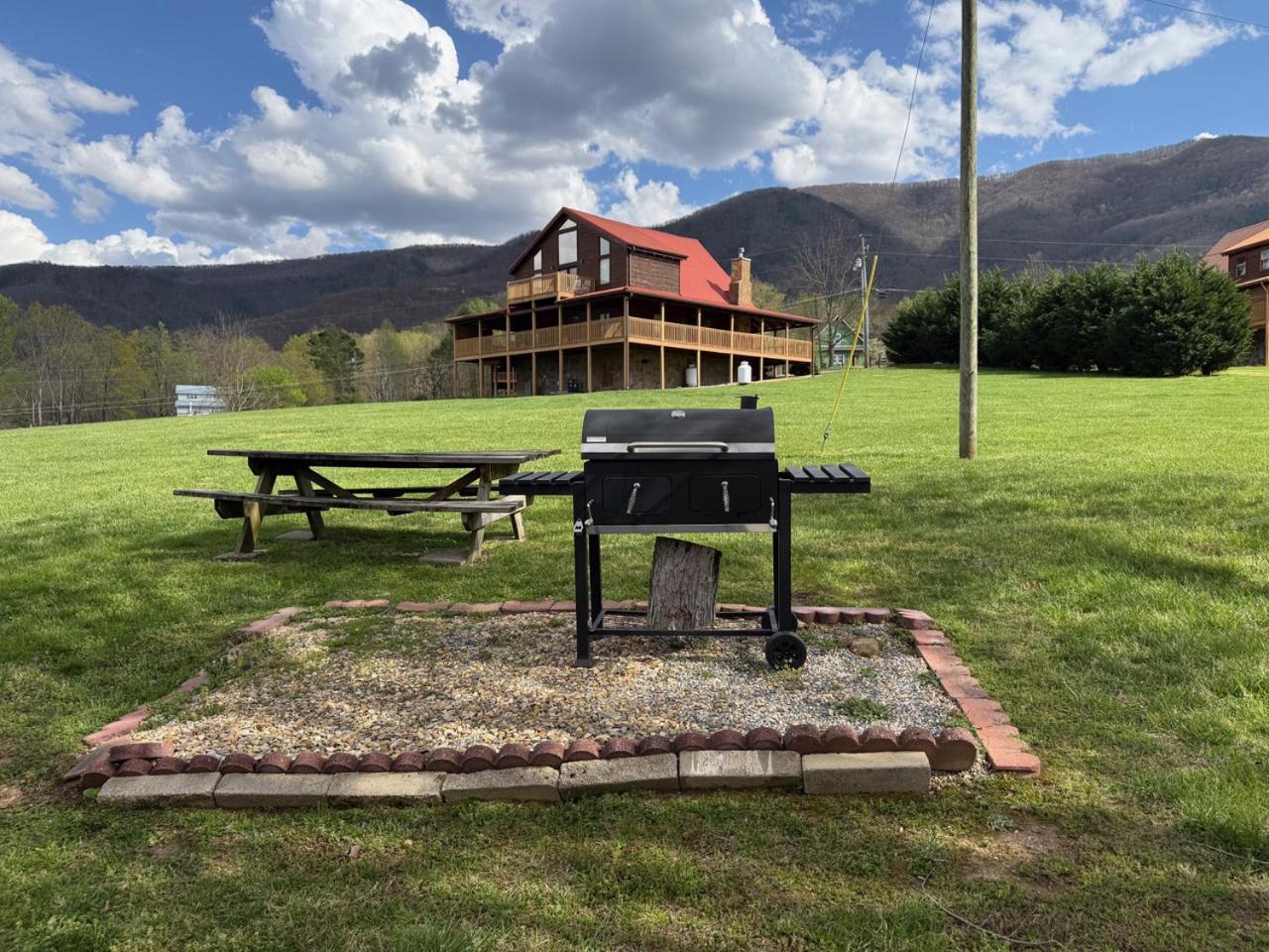 Moonlight Cottage - Your Romantic & Scenic Escape Sevierville Dış mekan fotoğraf